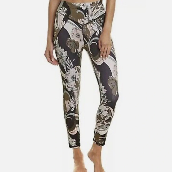 Free People Movement Wave Crush Leggings High Rise XS - Picture 1 of 9